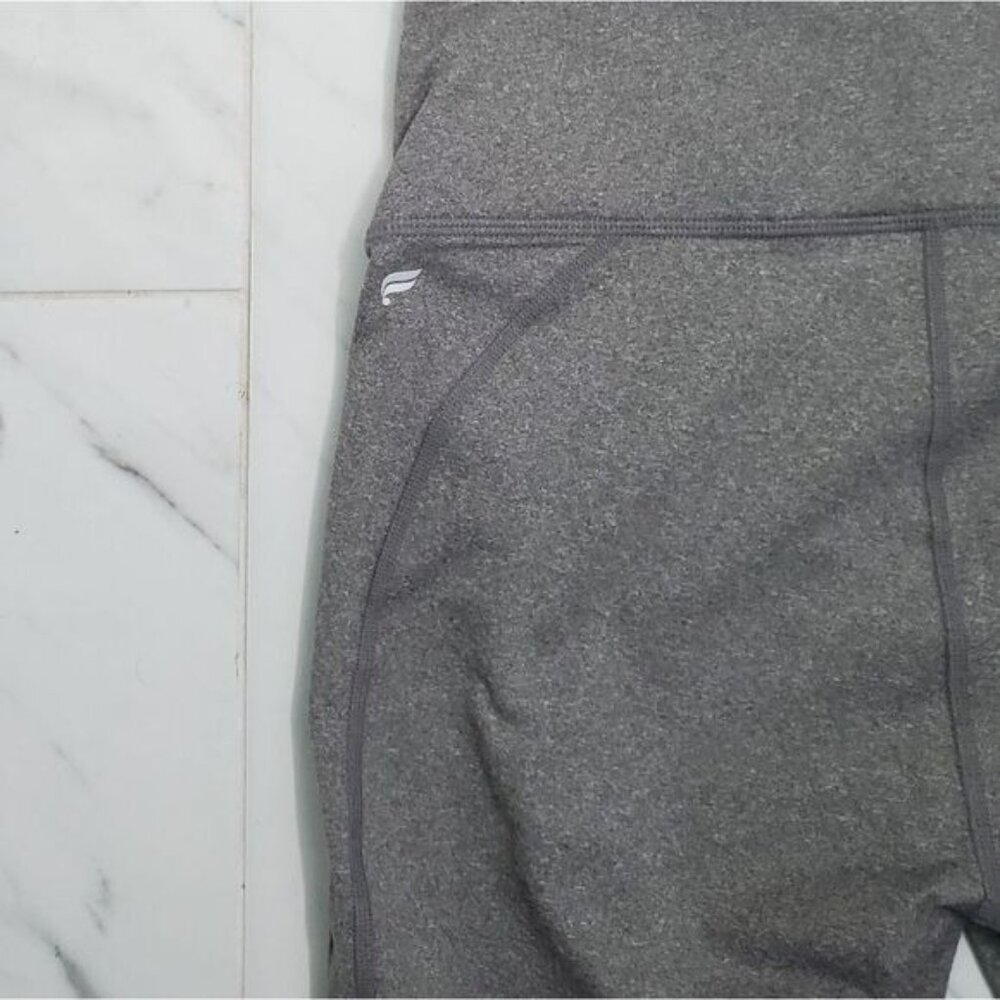 NWT Fabletics Leggings Medium Powerhold 7/ 8 High Waist Gray Gymcore Athleisure - Picture 7 of 8